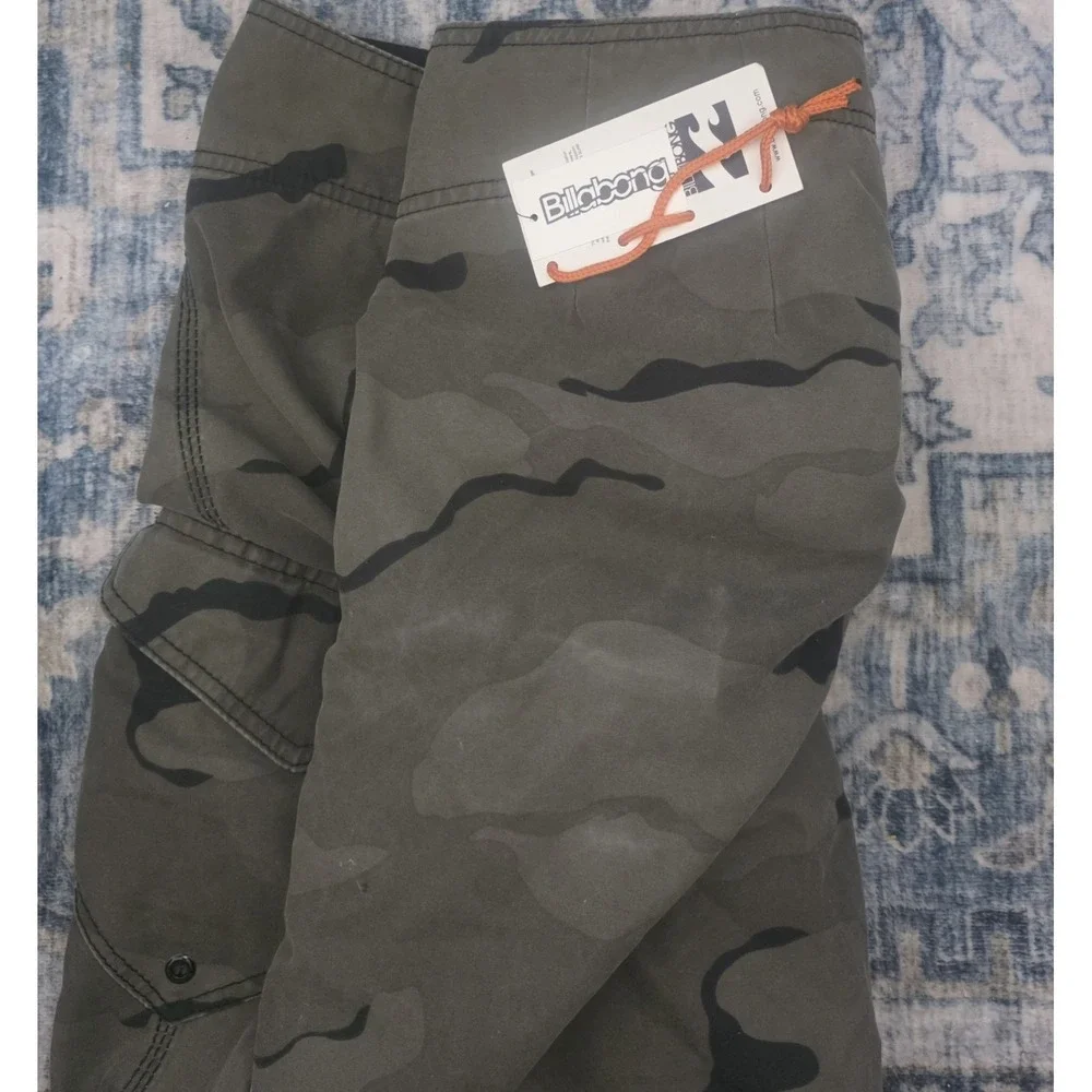 Billabong Board Short Mens Camo War & Peace tie-dye Swim Trunks Size 36 NWTS